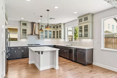 807 Roadrunner Way, Vacaville, CA 95688 photo 3