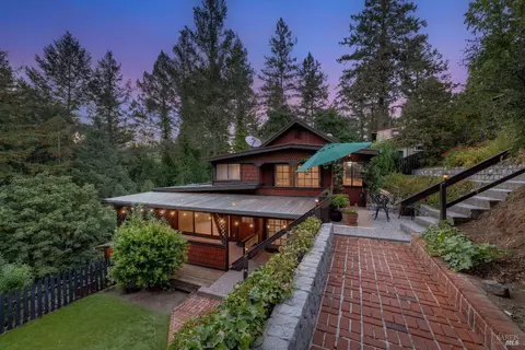 9190 Argonne Way, Forestville, CA 95436