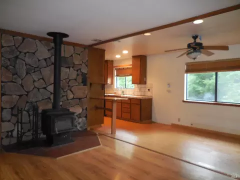 3889 Primrose Dr, Willits, CA 95490 photo 5