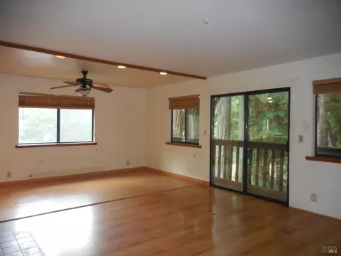3889 Primrose Dr, Willits, CA 95490 photo 3