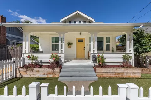 302 Scott St, Ukiah, CA 95482