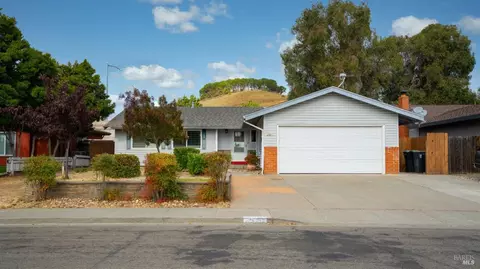 2521 Carnation Dr, Fairfield, CA 94533