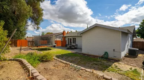 2521 Carnation Dr, Fairfield, CA 94533 photo 32