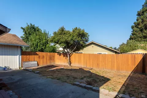8725 Gravenstein Way, Cotati, CA 94931 photo 29