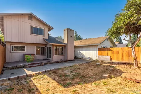 8725 Gravenstein Way, Cotati, CA 94931 photo 30