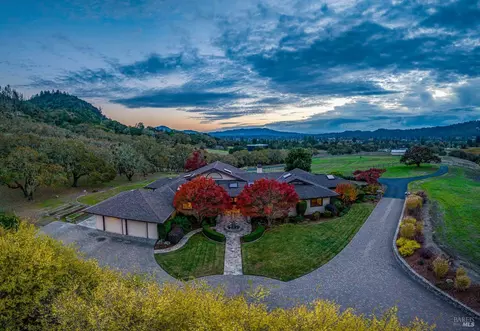4933 Harville Rd, Santa Rosa, CA 95409