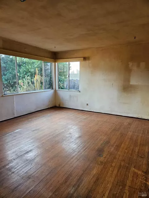 127 Hodges St, Vallejo, CA 94589 photo 7