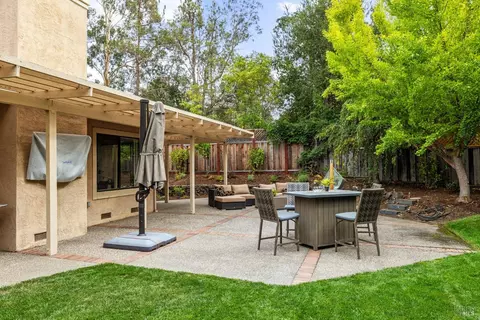 426 Troon Dr, Napa, CA 94558 photo 46