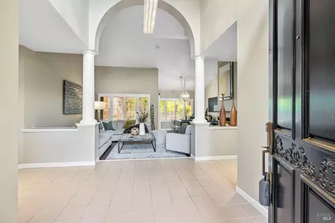 426 Troon Dr, Napa, CA 94558 photo 4