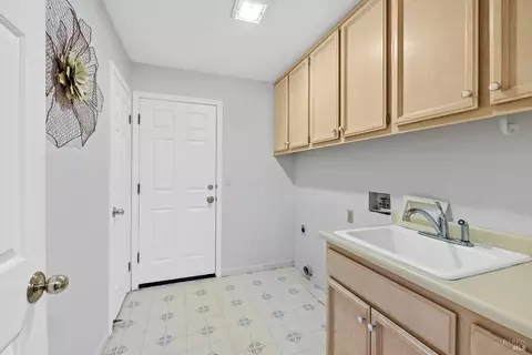 426 Troon Dr, Napa, CA 94558 photo 40