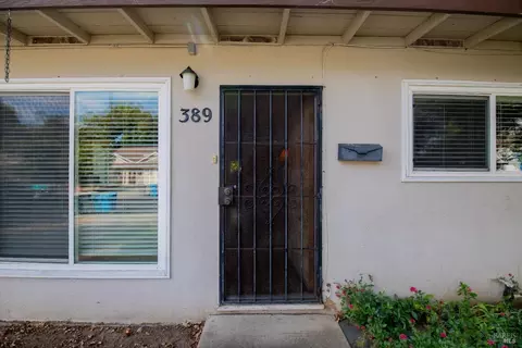 389 Grape St, Vacaville, CA 95688 photo 4