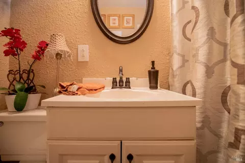 389 Grape St, Vacaville, CA 95688 photo 32