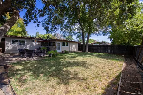 389 Grape St, Vacaville, CA 95688 photo 44