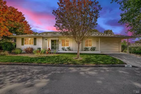 127 Mountain Vista Cir, Santa Rosa, CA 95409
