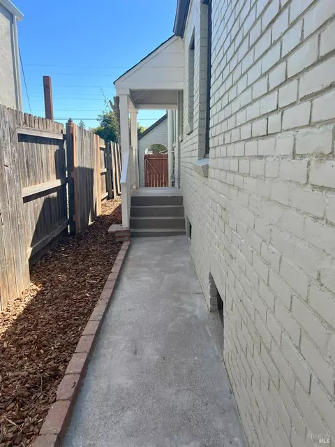 318 Central Ave, Vallejo, CA 94590 photo 18
