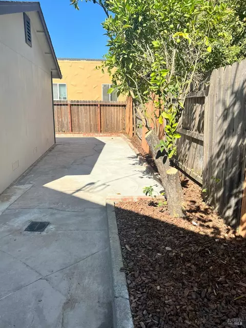 318 Central Ave, Vallejo, CA 94590 photo 19