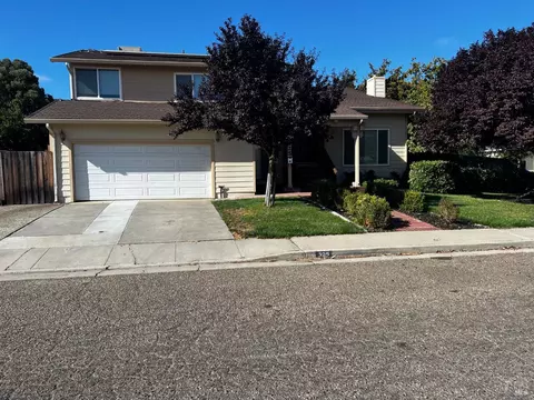 325 Sierra Ave, Rio Vista, CA 94571