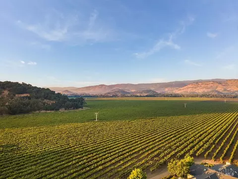 6948 Yount St, Yountville, CA 94599