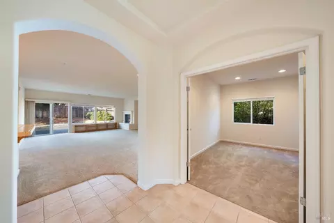 112 Grape Gables Way, Cloverdale, CA 95425 photo 9