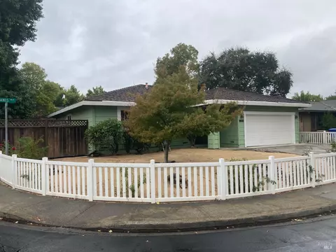 2419 Janis Way, Calistoga, CA 94515