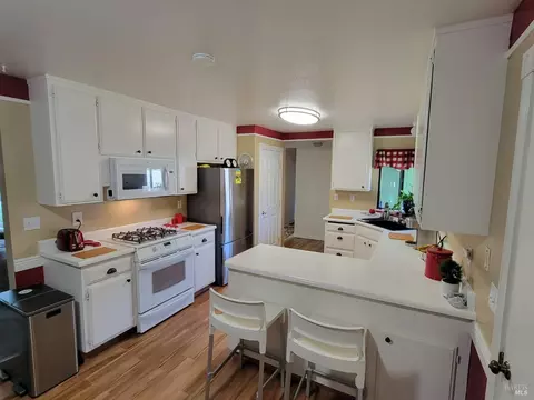 990 Springfield Ct, Windsor, CA 95492 photo 10