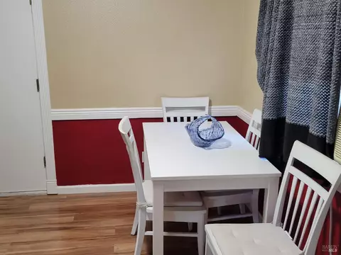 990 Springfield Ct, Windsor, CA 95492 photo 9