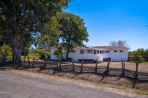 21565 Pearson Ave, Sonoma, CA 95476