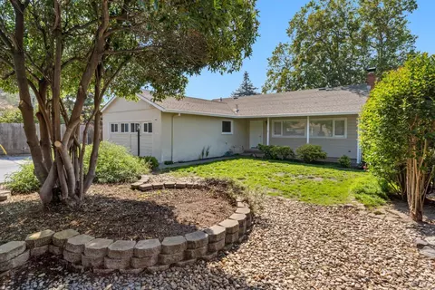 605 Plum St, Novato, CA 94945