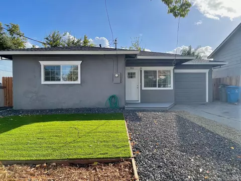 988 Callen St, Vacaville, CA 95688