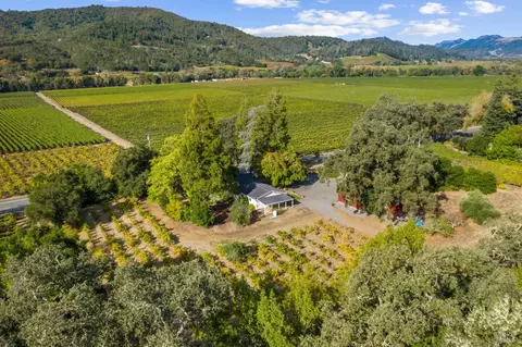 6115 Dry Creek Rd, Healdsburg, CA 95448
