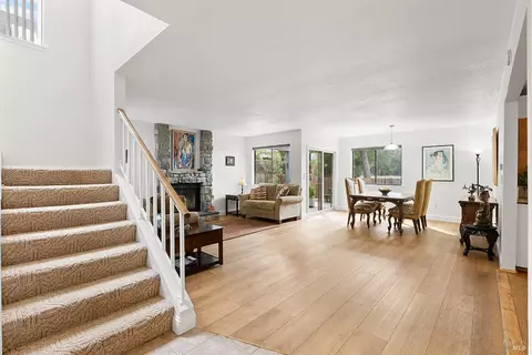 560 March Ave, Healdsburg, CA 95448 photo 8