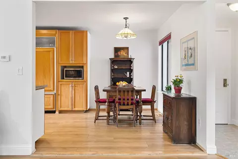 560 March Ave, Healdsburg, CA 95448 photo 15