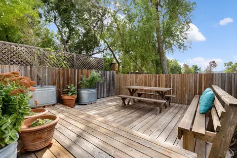 560 March Ave, Healdsburg, CA 95448 photo 21