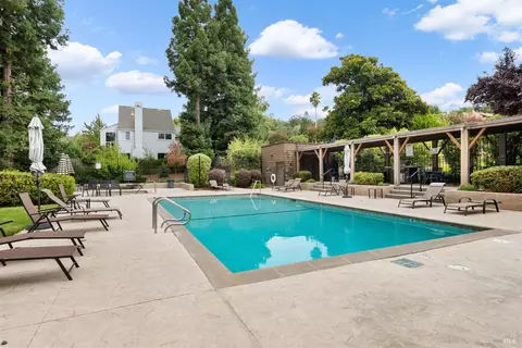 560 March Ave, Healdsburg, CA 95448 photo 40
