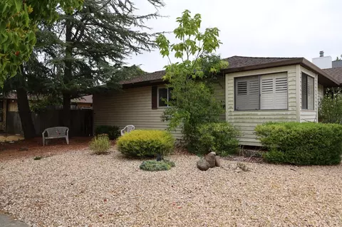 2438 Big Oak Dr, Santa Rosa, CA 95401