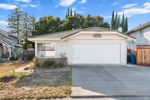 112 Mills Rd, Vacaville, CA 95687