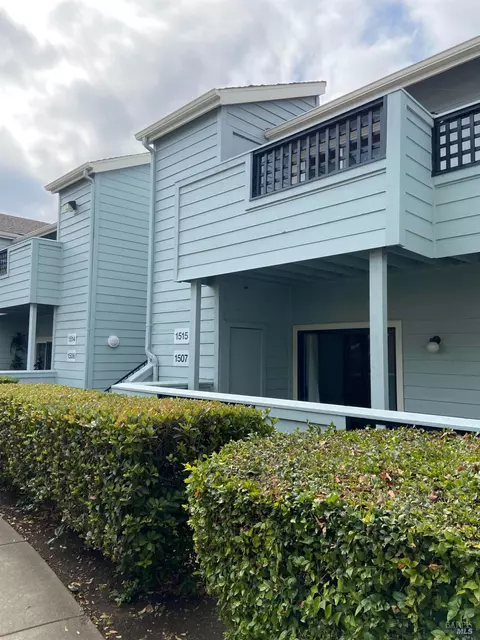 1201 Glen Cove Pkwy #1515, Vallejo, CA 94591