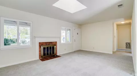 2 Juno Rd, Tiburon, CA 94920 photo 4
