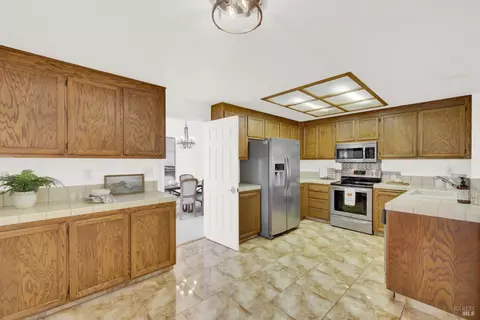 2928 Eucalyptus Ct, Fairfield, CA 94533 photo 20
