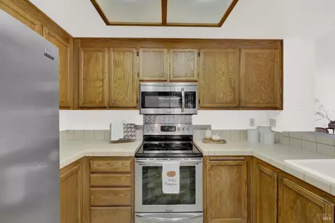 2928 Eucalyptus Ct, Fairfield, CA 94533 photo 25