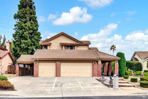 2928 Eucalyptus Ct, Fairfield, CA 94533 photo 3