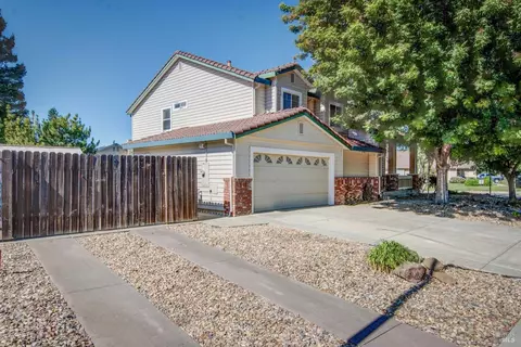 1555 Austin Dr, Dixon, CA 95620 photo 4