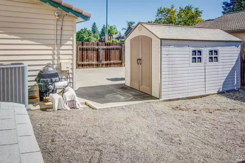 1555 Austin Dr, Dixon, CA 95620 photo 22