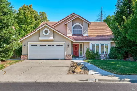 213 Wrentham Dr, Vacaville, CA 95688