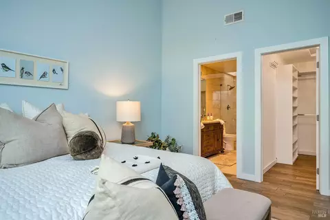 582 Rainbow Dr, Napa, CA 94558 photo 20