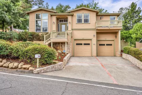 3445 Idlewood Dr, Kelseyville, CA 95451