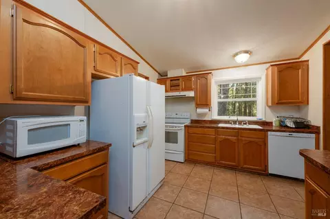 26951 Bear Dr, Willits, CA 95490 photo 5