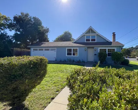 2691 Indiana St, Napa, CA 94558
