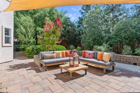 137 Capstone Ct, Napa, CA 94559 photo 45