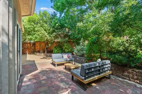 137 Capstone Ct, Napa, CA 94559 photo 58